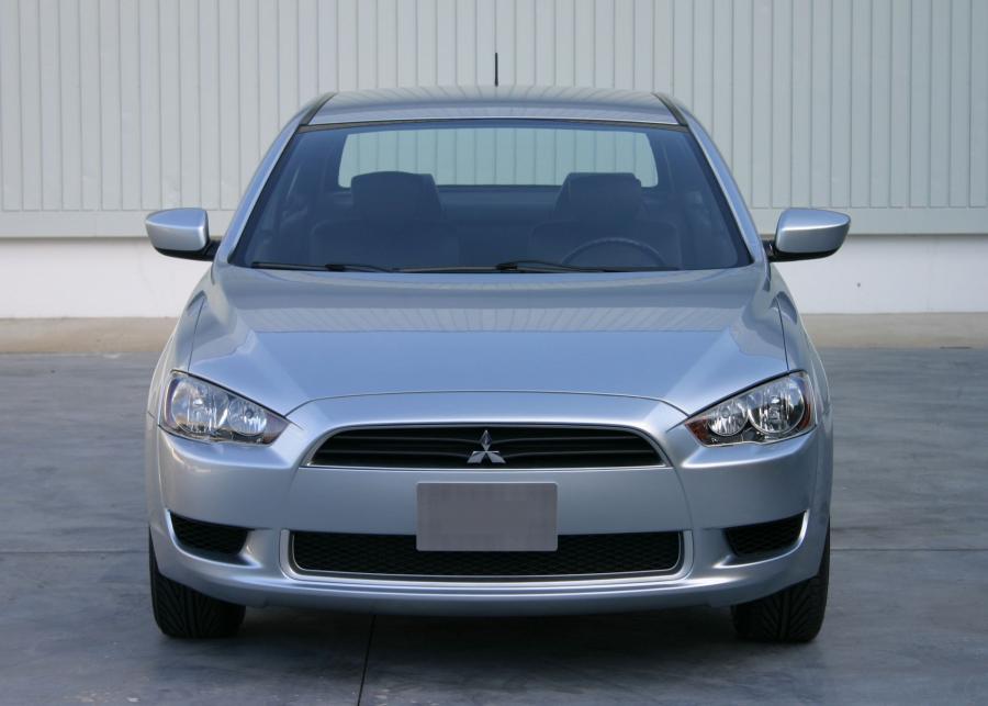  Mitsubishi Lancer 2007 года  (фото 84 из 104)